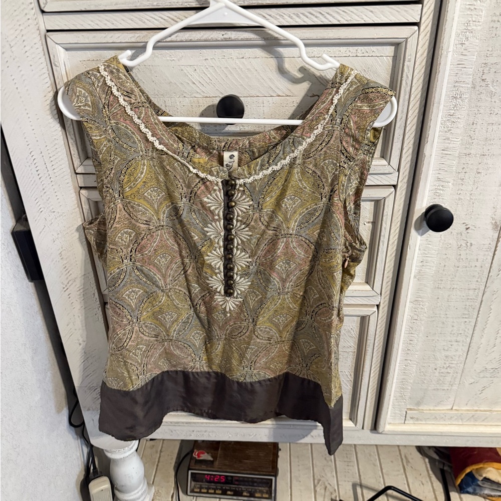 Floreat Multicolor Patterned Blouse With Lace Trim - image 2